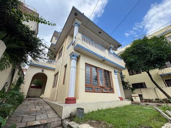 7 Room  house for Rent 